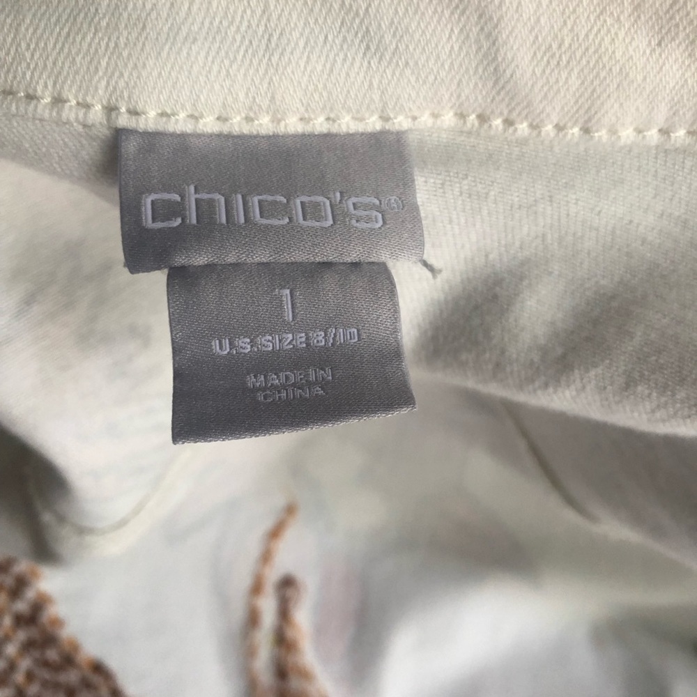 CHICO’S peacock floral flowers creamy white jean jacket size one - Picture 9 of 12